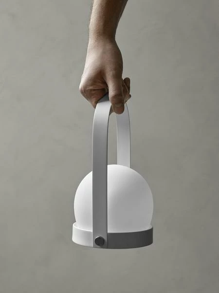 Menu Carrie Tafellamp Oplaadbaar Wit 4 Menu Carrie Tafellamp Oplaadbaar Wit