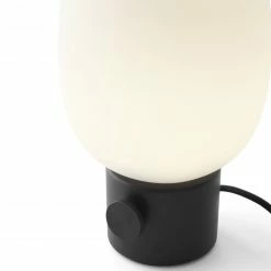 Menu Jwda Metallic Lamp Black