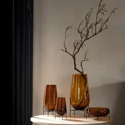 Menu Échasse Vase Amber and Bronzed Brass Small