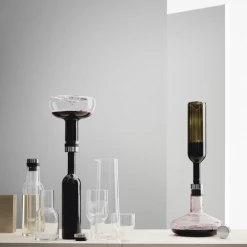 Menu Bottle Carafe 1L Clear/ Steal