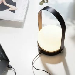 Menu Black CARRIE rechargeable LED Lamp
